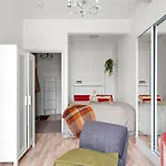 Luxhousing With Balcony