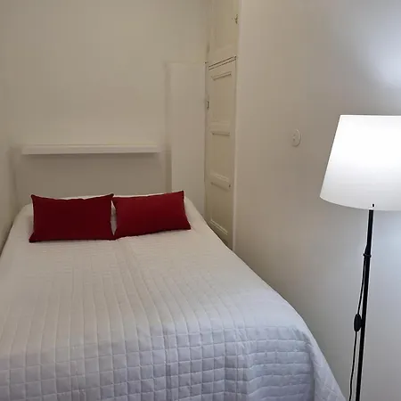 Luxhousing With Balcony *