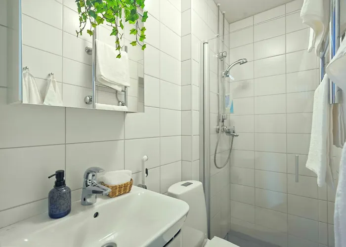 Luxhousing With Balcony Apartamento Helsínquia